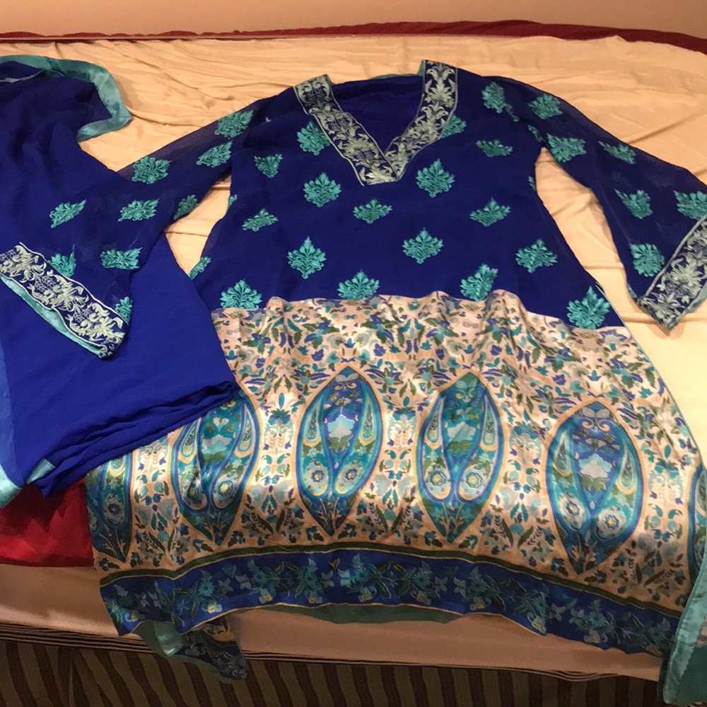 Pakistani blue shalwar 3 piece chiffon with embroidery size M